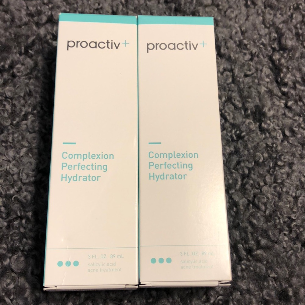 Proactive + complexion perfecting hydrator